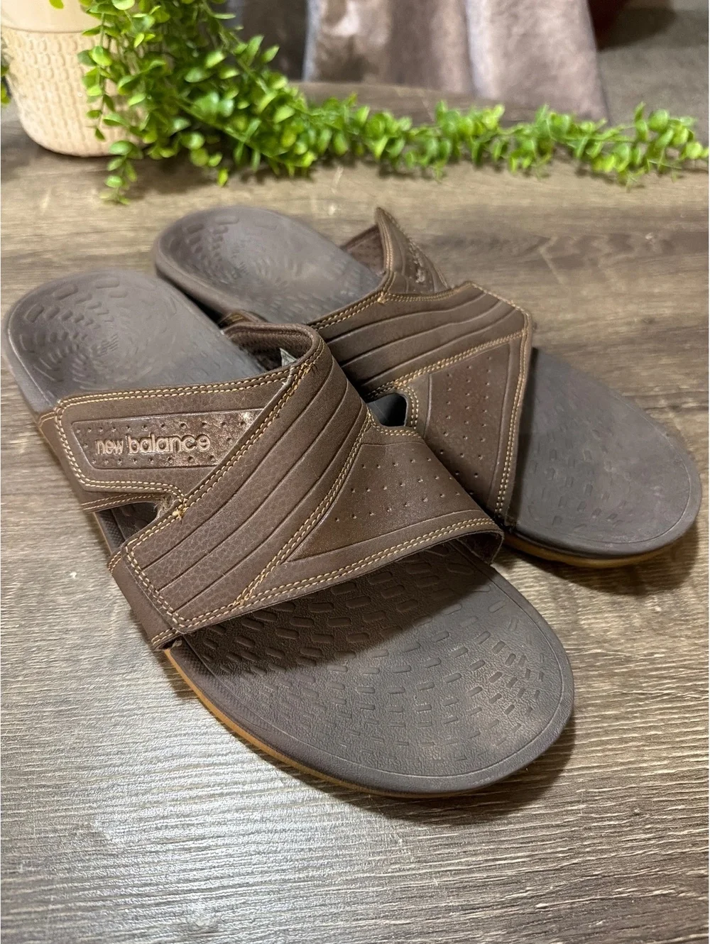 New Balance Mens Size 13 Brown Beach Casual Outdoor Slide Sandals